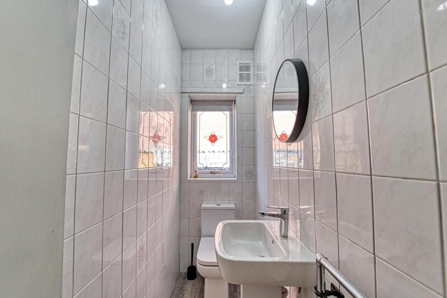 Host & Stay - Chester House Retreat คิดเดอร์มินสเตอร์ ภายนอก รูปภาพ