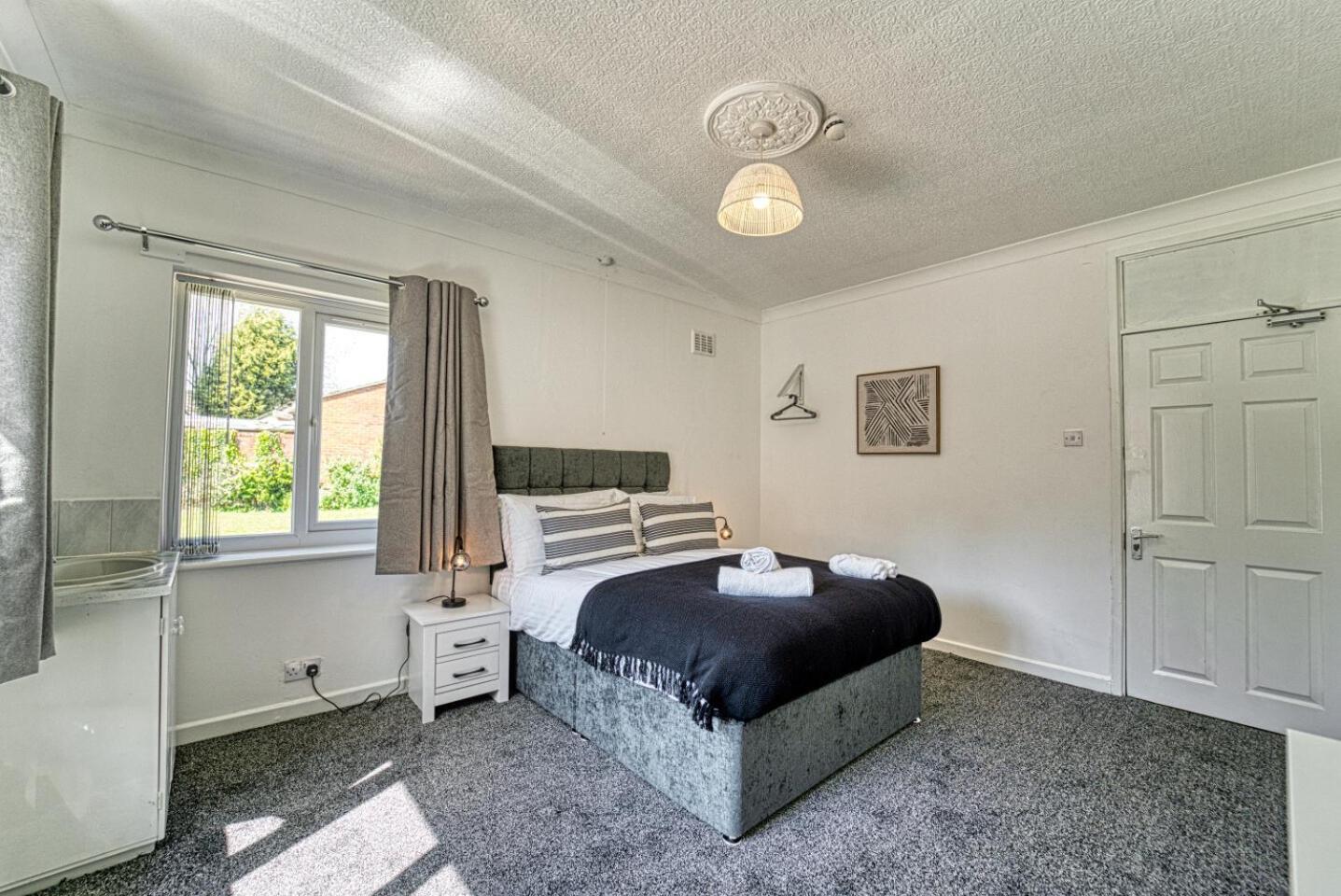 Host & Stay - Chester House Retreat คิดเดอร์มินสเตอร์ ภายนอก รูปภาพ