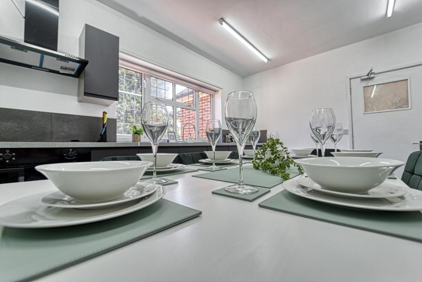 Host & Stay - Chester House Retreat คิดเดอร์มินสเตอร์ ภายนอก รูปภาพ
